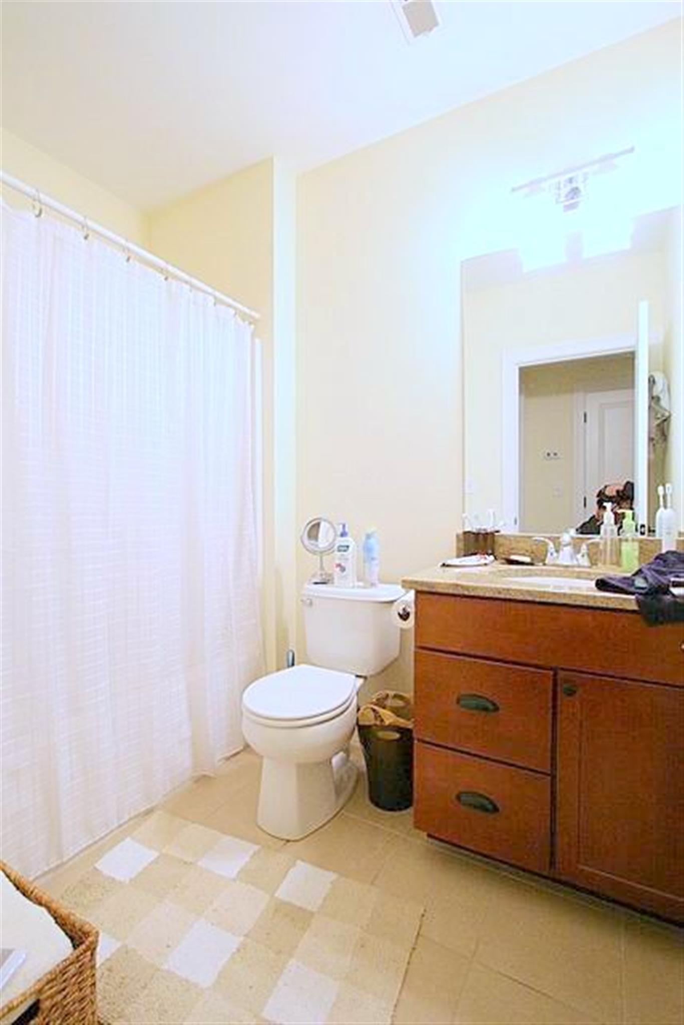 2 bed, 1 bath apartment for rent at 45 Pitman St Unit 302, Spring Hill — photo 8 of 13