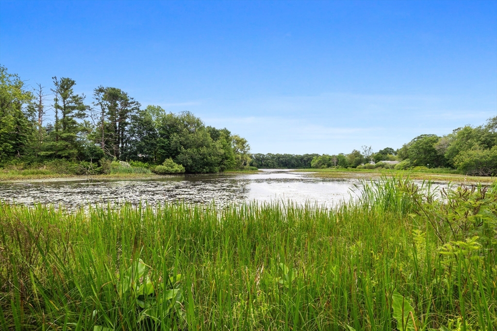 28 Greenwood Ave, Weymouth