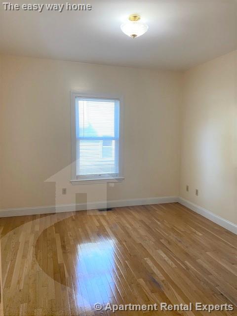 69 School St, Spring Hill