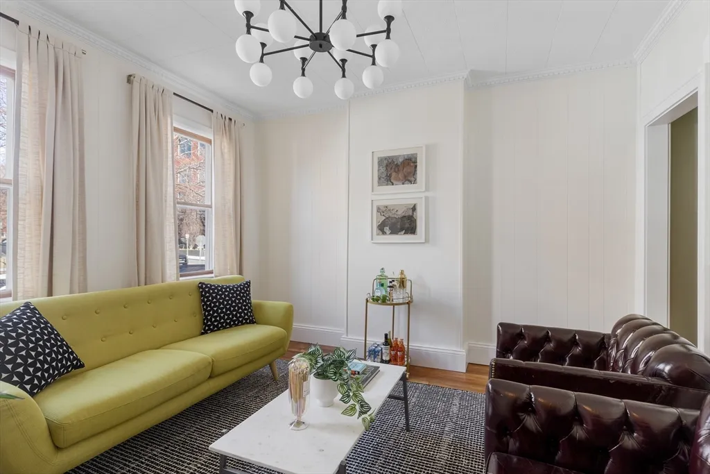 56 Spring St, East Cambridge