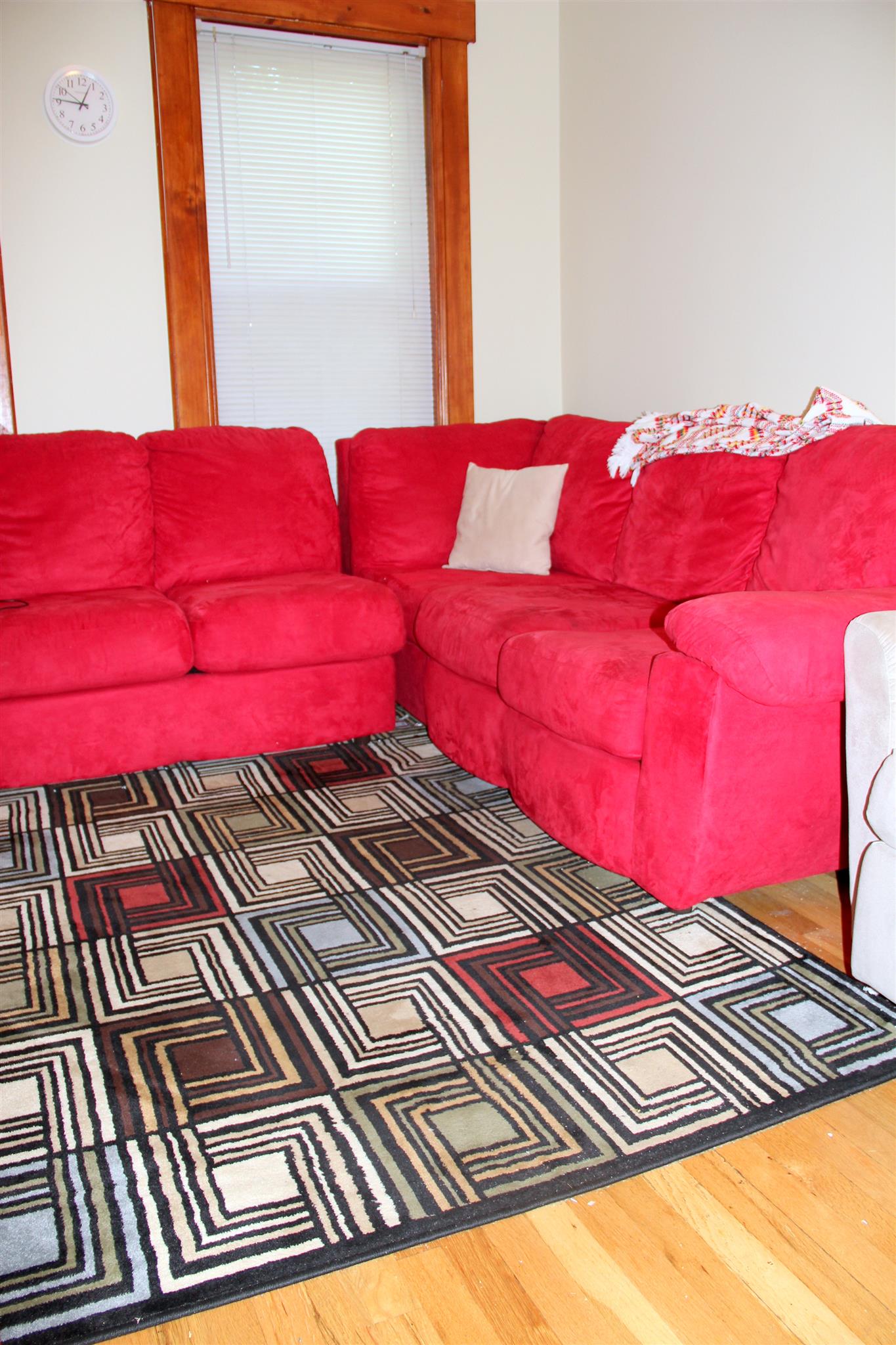 3 bed, 2 bath apartment for rent at 34 William St Unit 1, Medford — photo 3 of 14