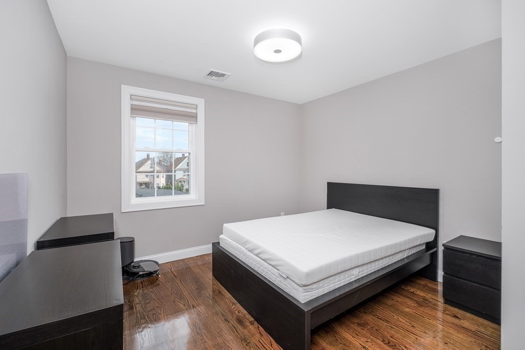 21 Bellevue Ave, Revere