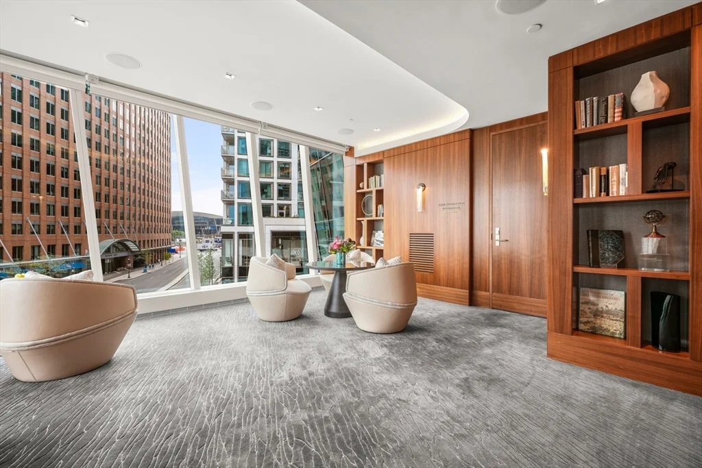 150 Seaport Blvd, Seaport District