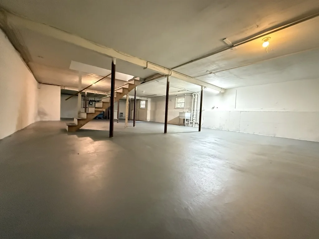 5 Middle St, Lexington