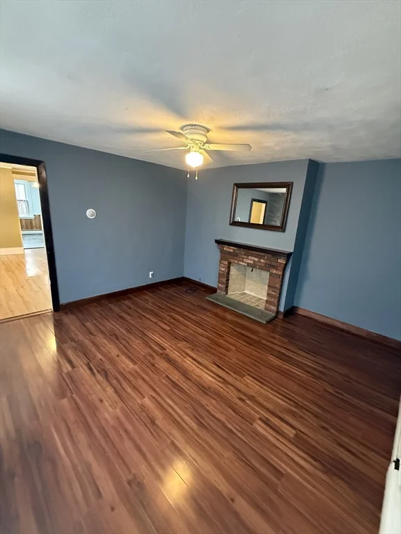 138 Park St, Stoughton