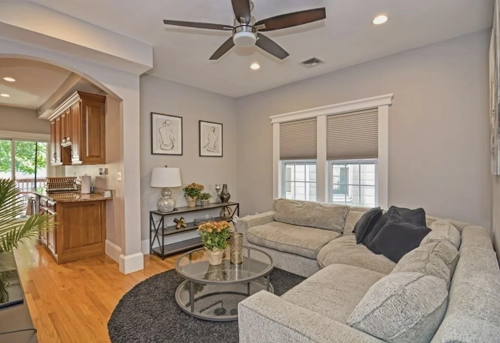 651 East 6th St, South Boston