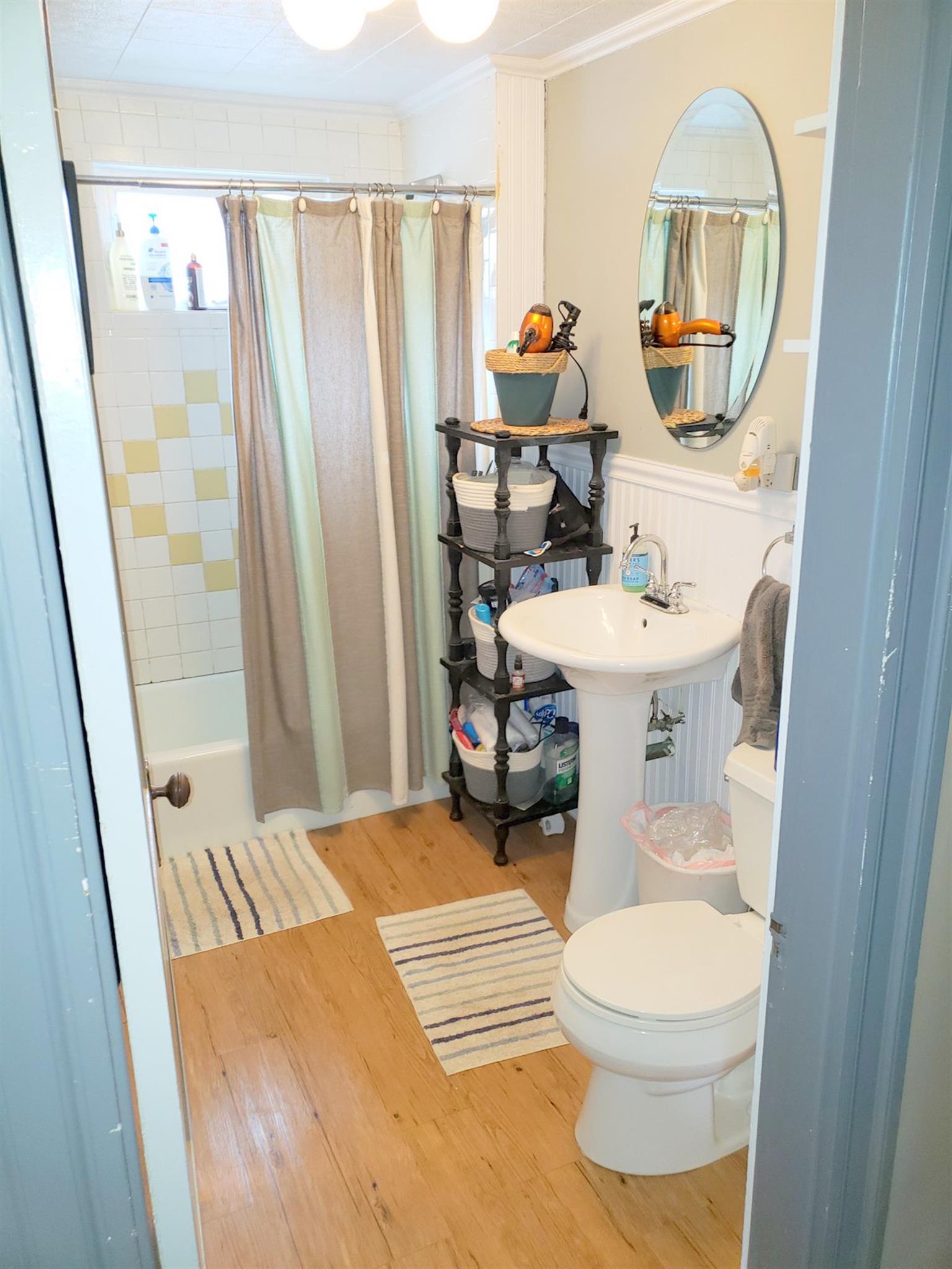 2 bed, 1 bath apartment for rent at 2212 Mystic Valley Pkwy Unit 2, Medford — photo 9 of 10