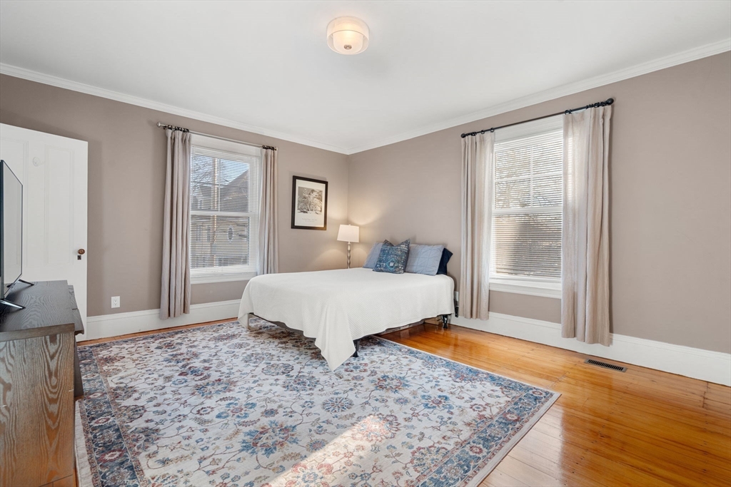 18 Wyman St, East Arlington