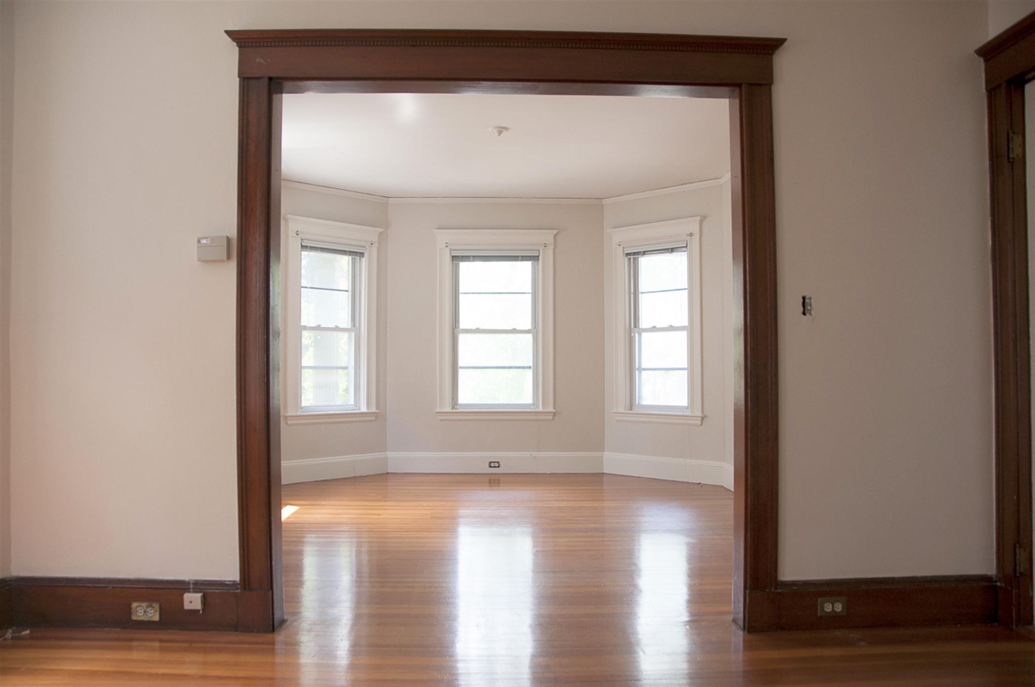 2.5 bed, 1 bath apartment for rent at 1005 Broadway Unit 1, Davis Square — photo 10 of 23