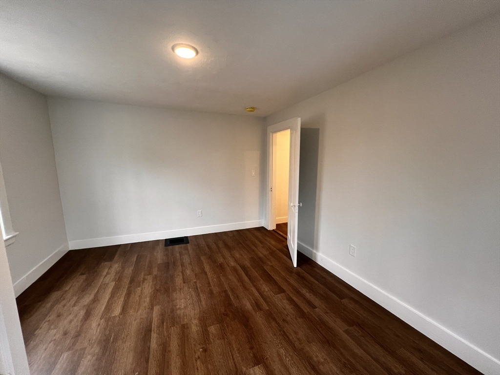 400 Court St, North Plymouth