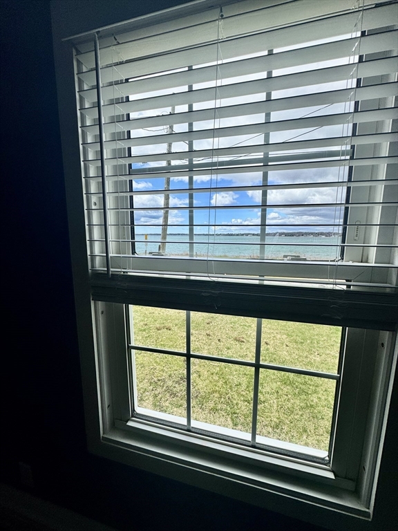 672 W Rodney French Blvd, Far North