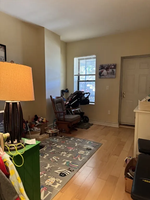 20 Linwood St, Roxbury