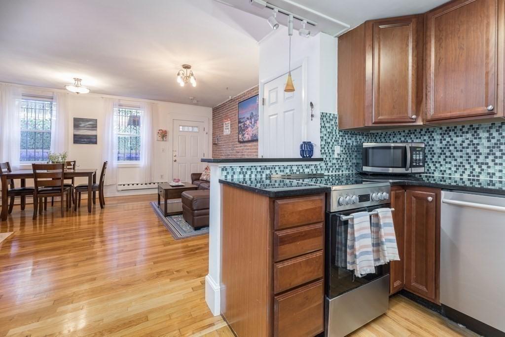 265 Beacon St, Back Bay