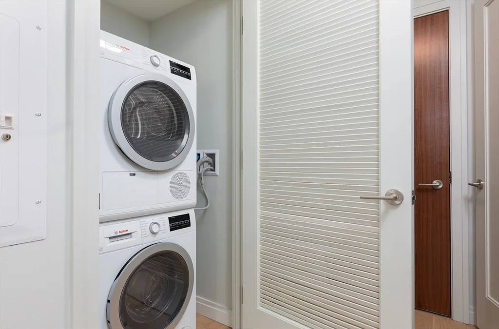 135 Seaport Blvd, Seaport District