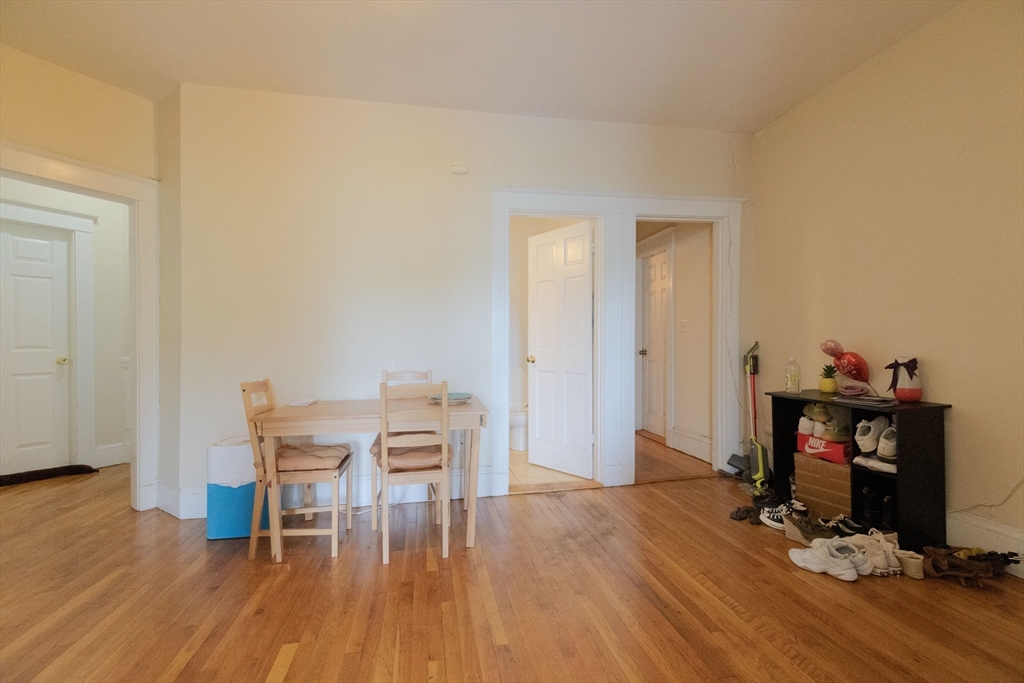 44 Cummings Rd, Brighton