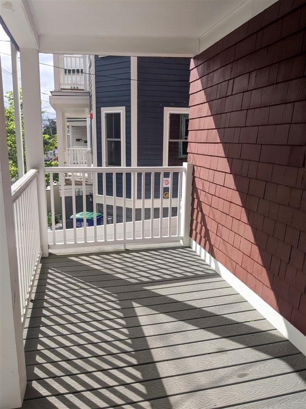 79 Conwell Ave, West Somerville