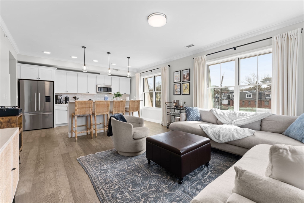 131 Eliot St, Milton