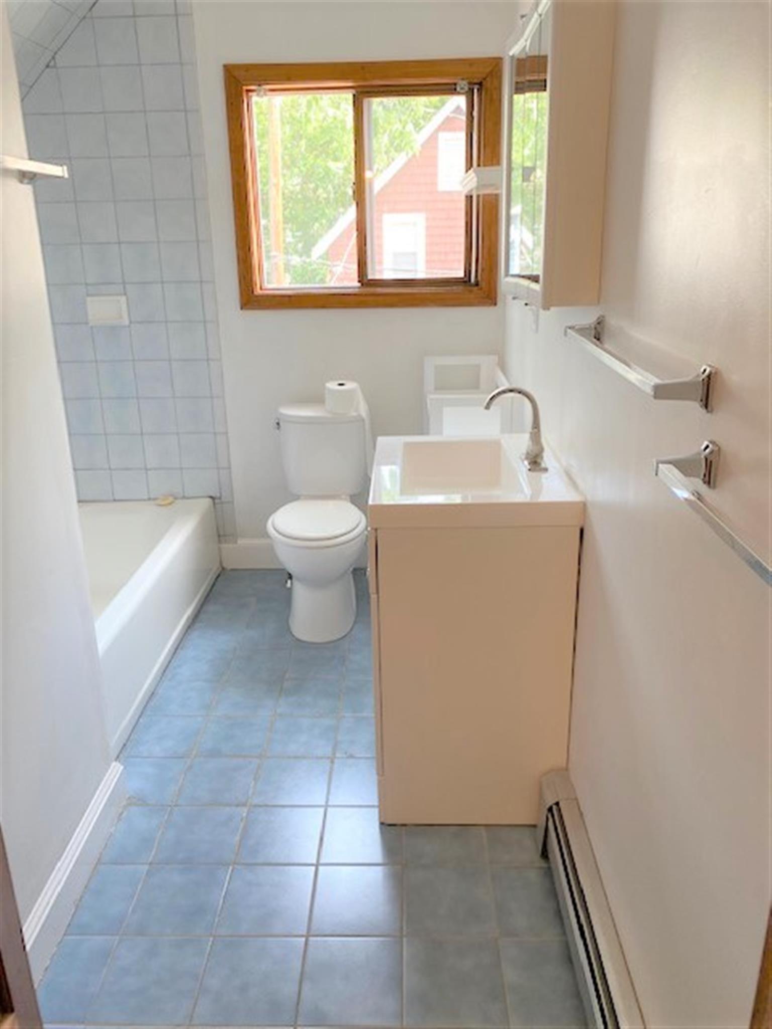 3 bed, 1.5 bath apartment for rent at 7 Westley Ave Unit 2140, North Cambridge — photo 11 of 13