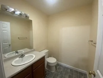 `100 Nutting Rd, Westford