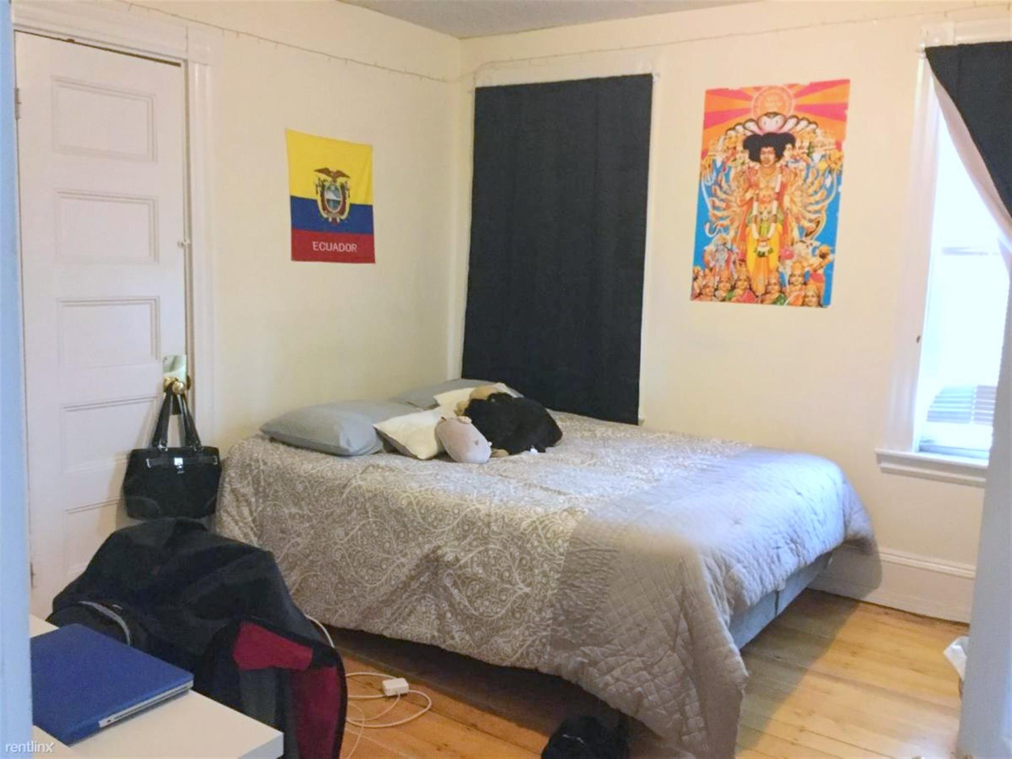 2.5 bed, 1 bath apartment for rent at 49 Porter Rd Unit 2, Porter Square — photo 15 of 29