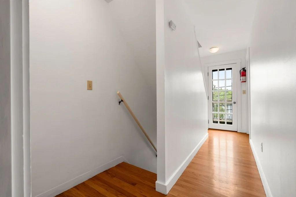 35 Merrimac, Amesbury