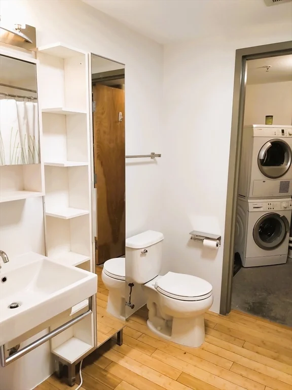 156 Porter St, East Boston