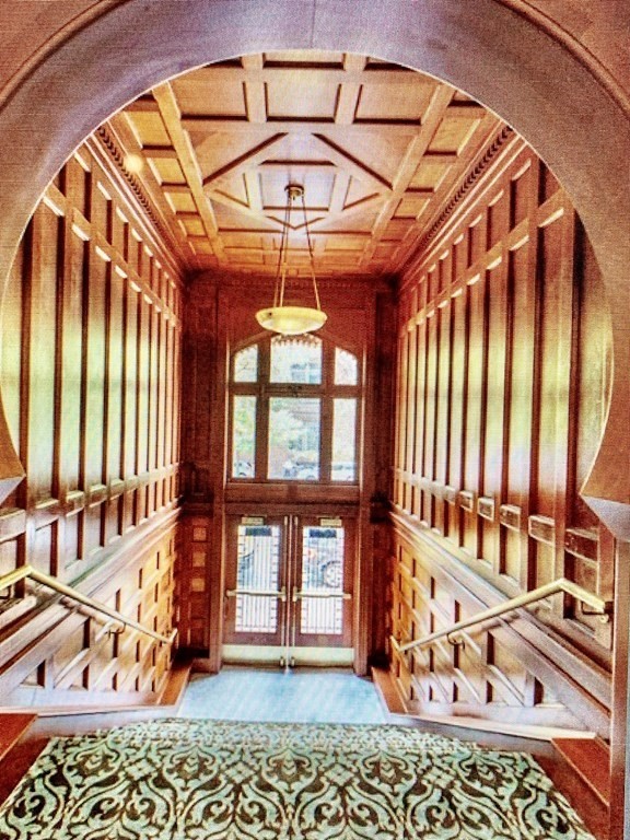 271 Dartmouth St, Back Bay