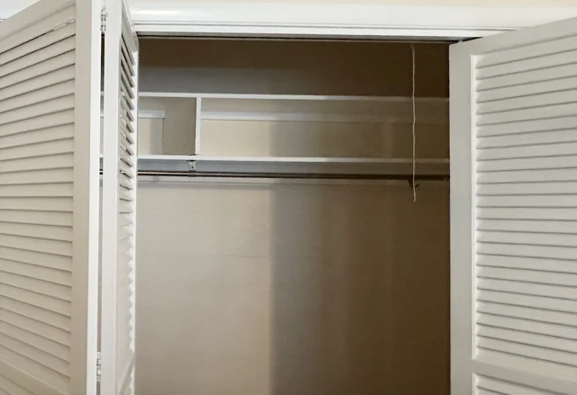 2 Hammond Pond Pkwa, Chestnut Hill