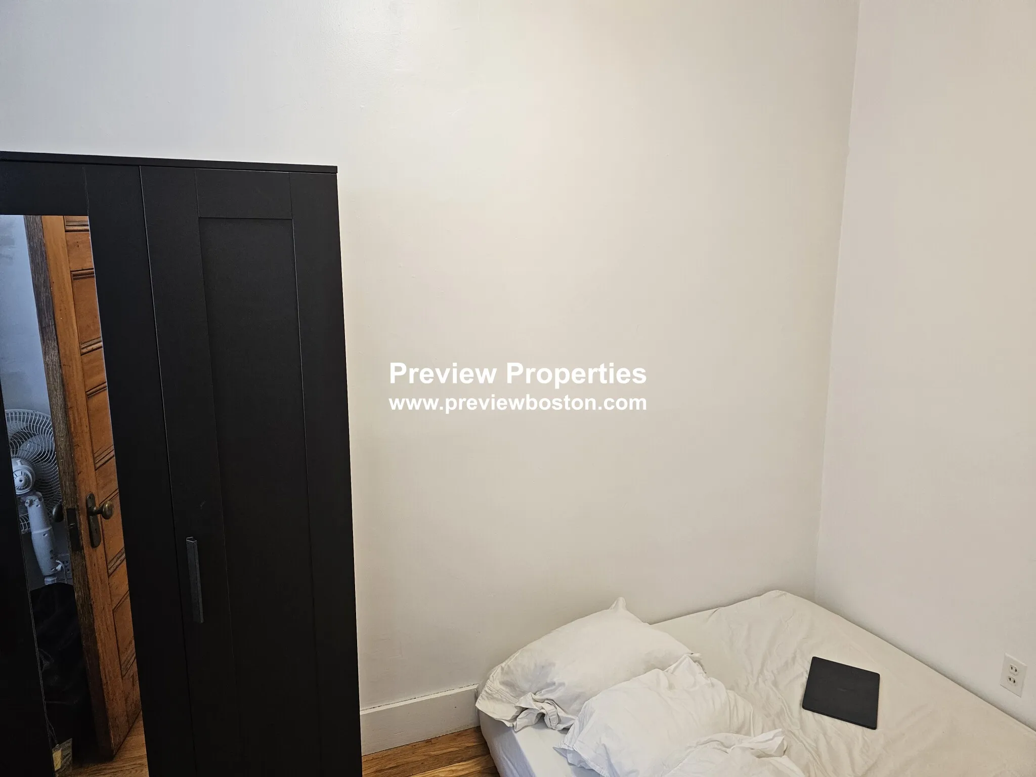 849 Beacon St, Fenway