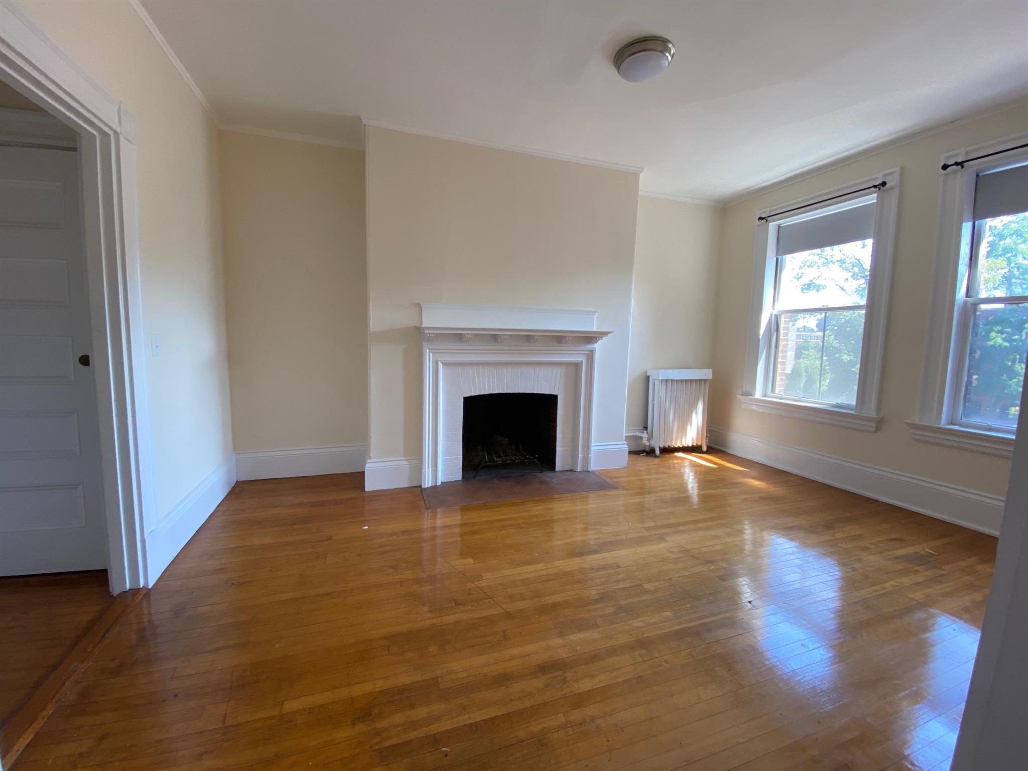 1 bed, 1 bath apartment for rent at 2 Ware, Harvard Square — photo 1 of 12