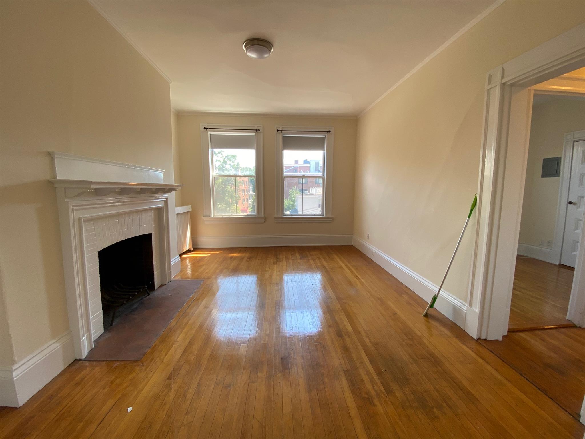 1 bed, 1 bath apartment for rent at 2 Ware, Harvard Square — photo 2 of 12