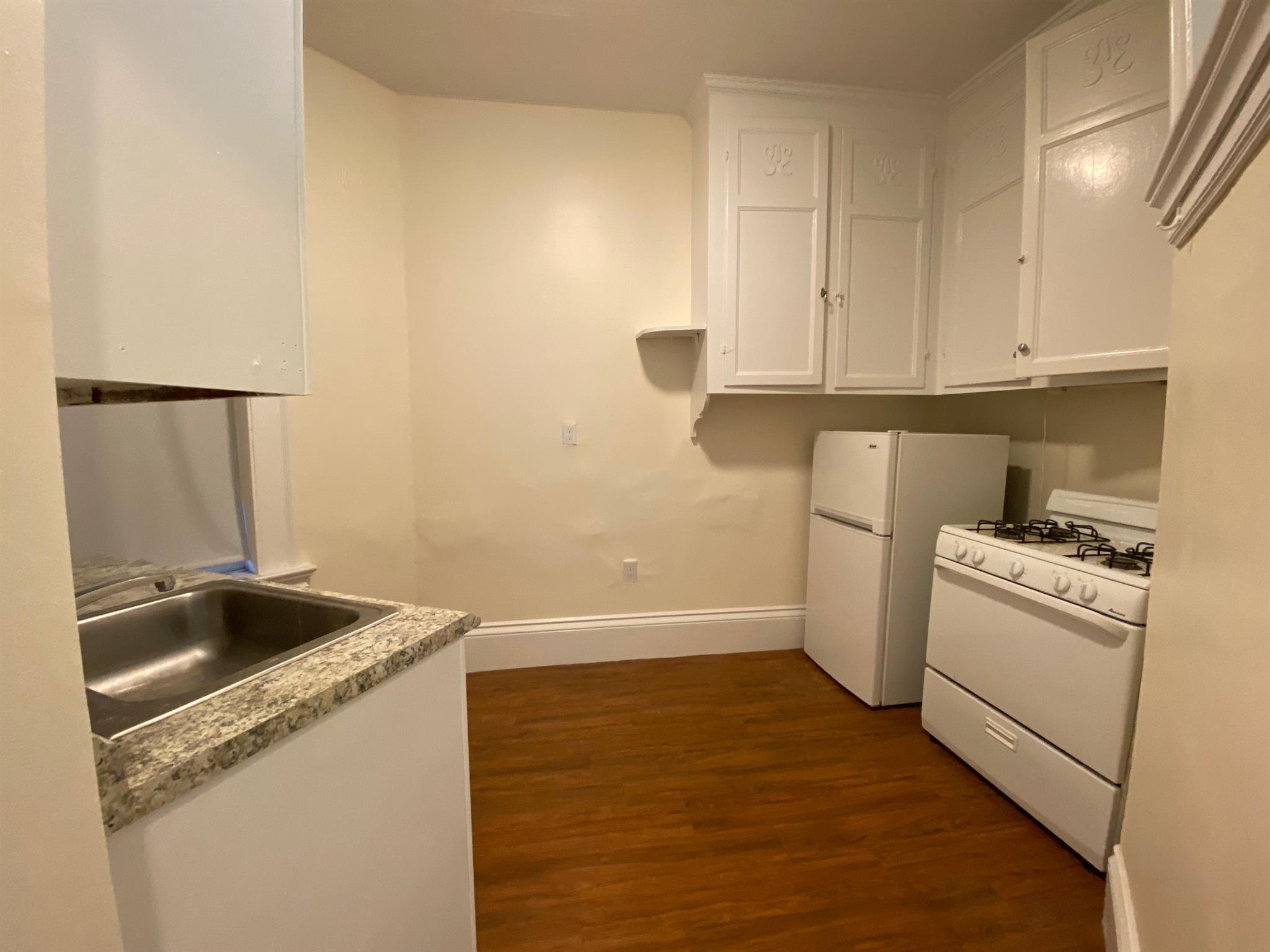 1 bed, 1 bath apartment for rent at 2 Ware, Harvard Square — photo 9 of 12