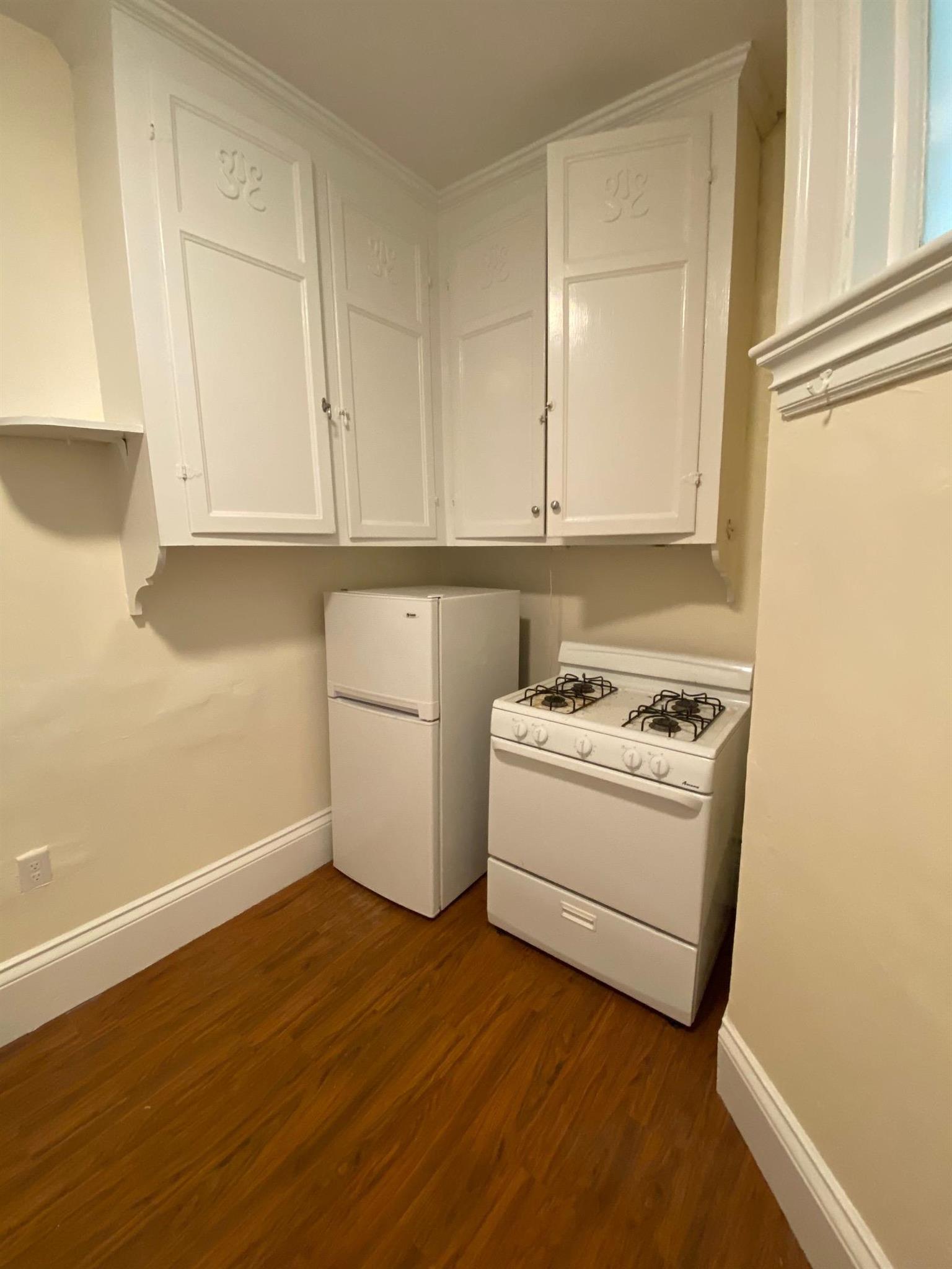 1 bed, 1 bath apartment for rent at 2 Ware, Harvard Square — photo 10 of 12