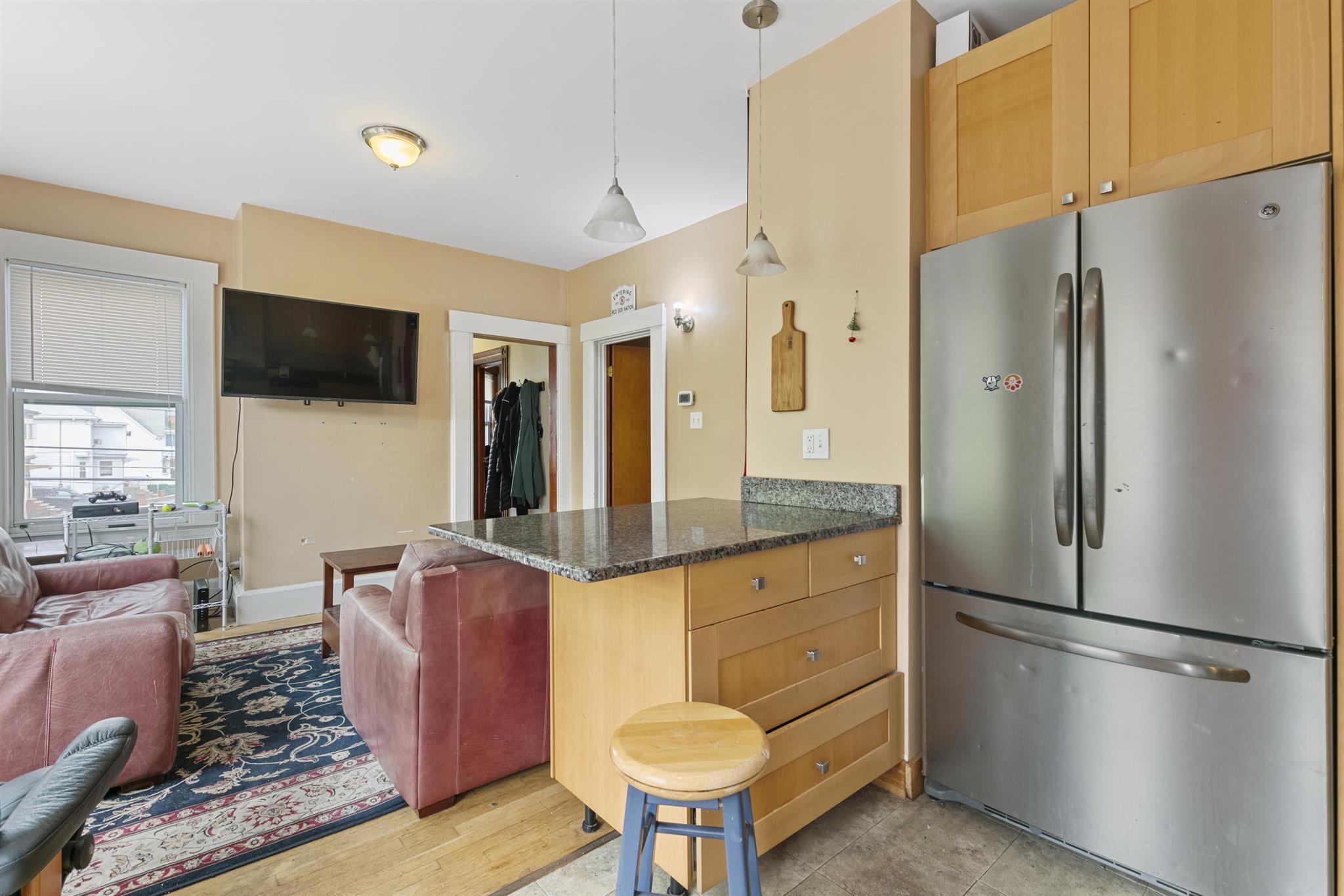 3 bed, 2 bath apartment for rent at 34 William St Unit 1, Medford — photo 6 of 14