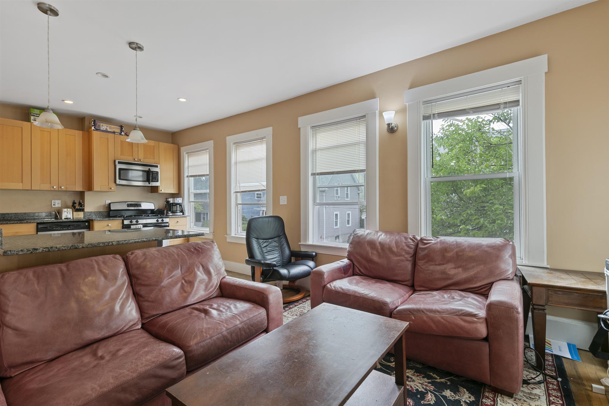 3 bed, 2 bath apartment for rent at 34 William St Unit 1, Medford — photo 13 of 14