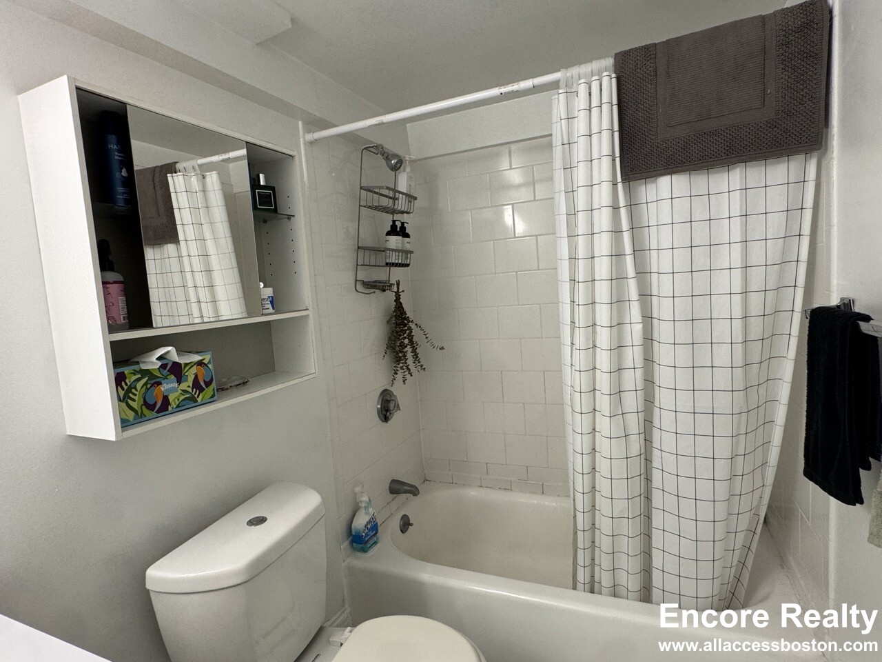 1539 Beacon St, Griggs Park