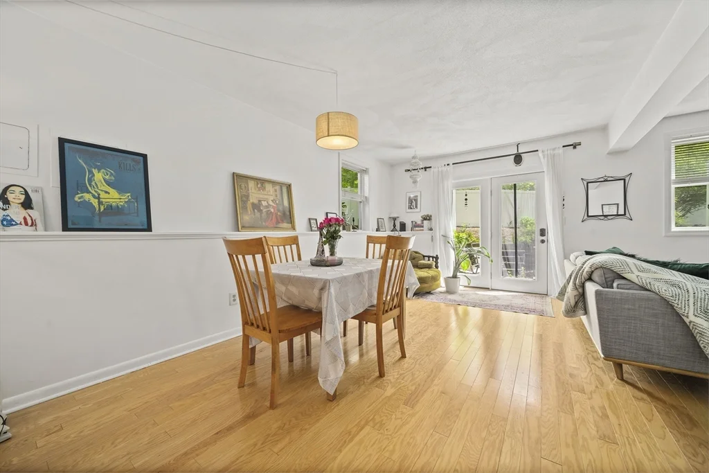11 Marion St, Roslindale