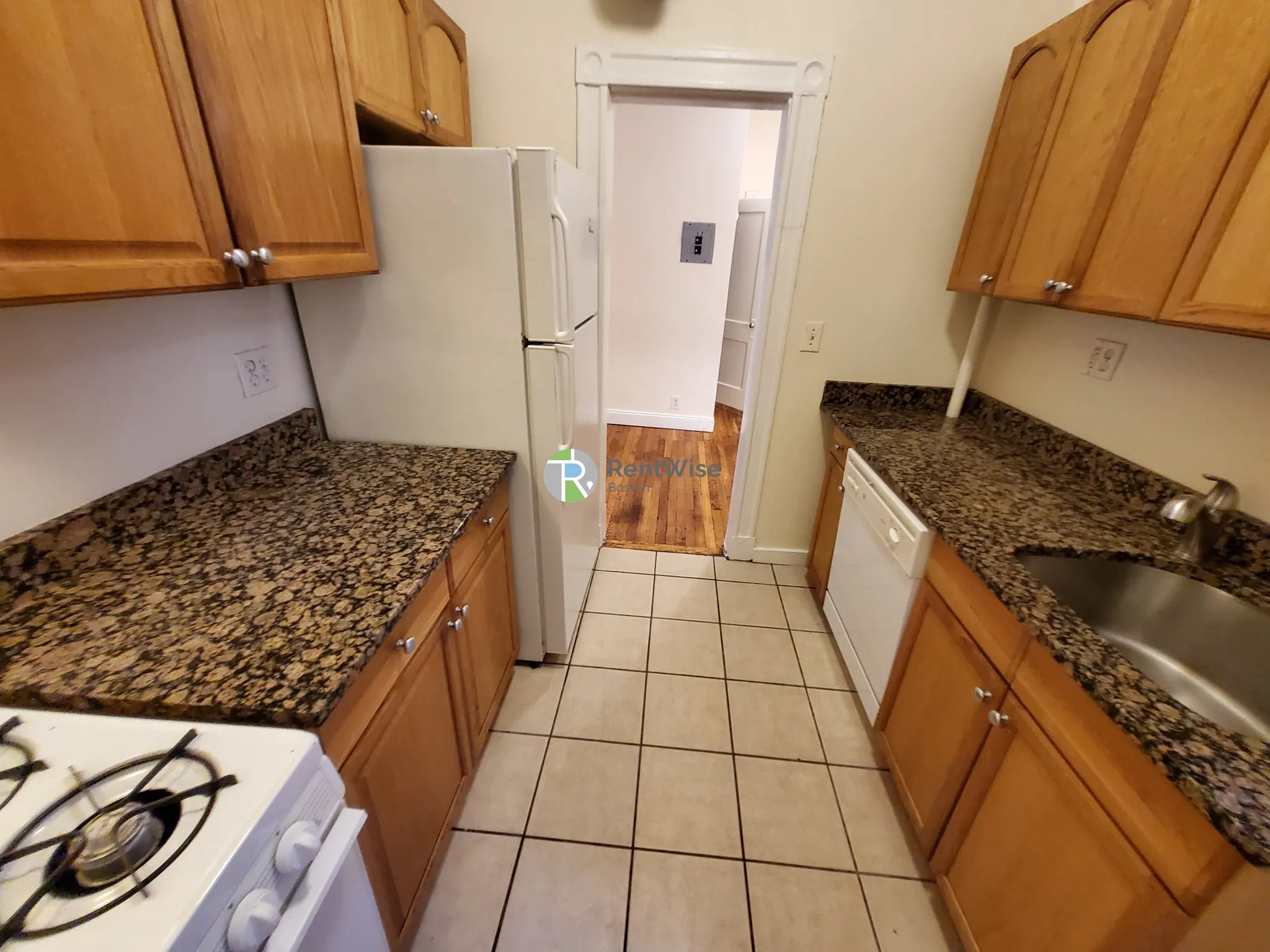 25 Queensberry St, Fenway