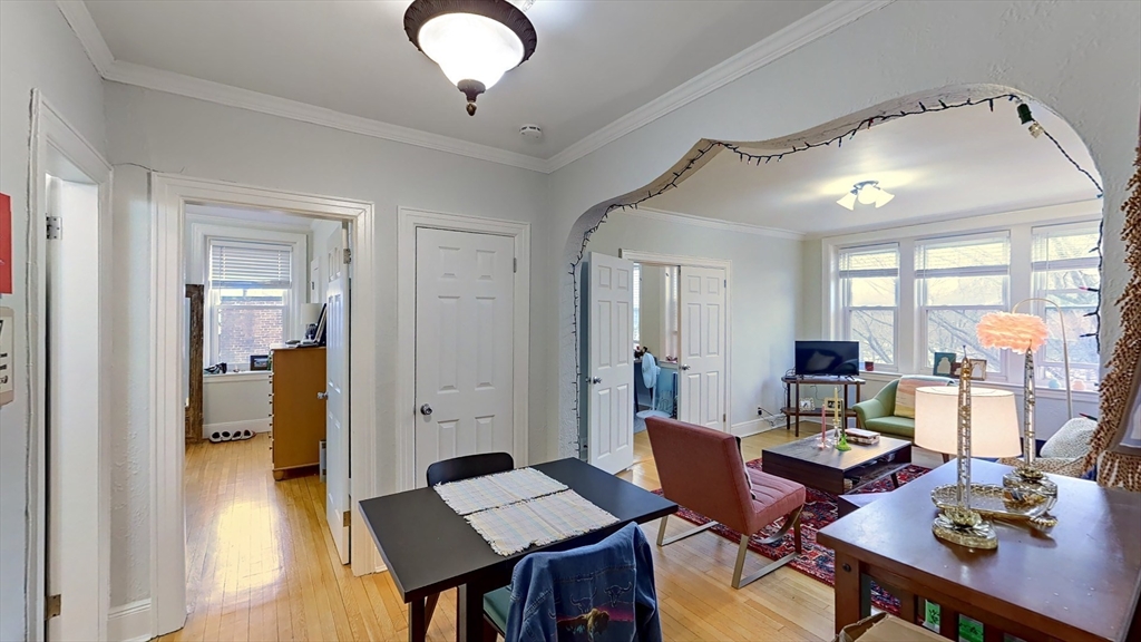 10 Jamaicaway, Jamaica Plain