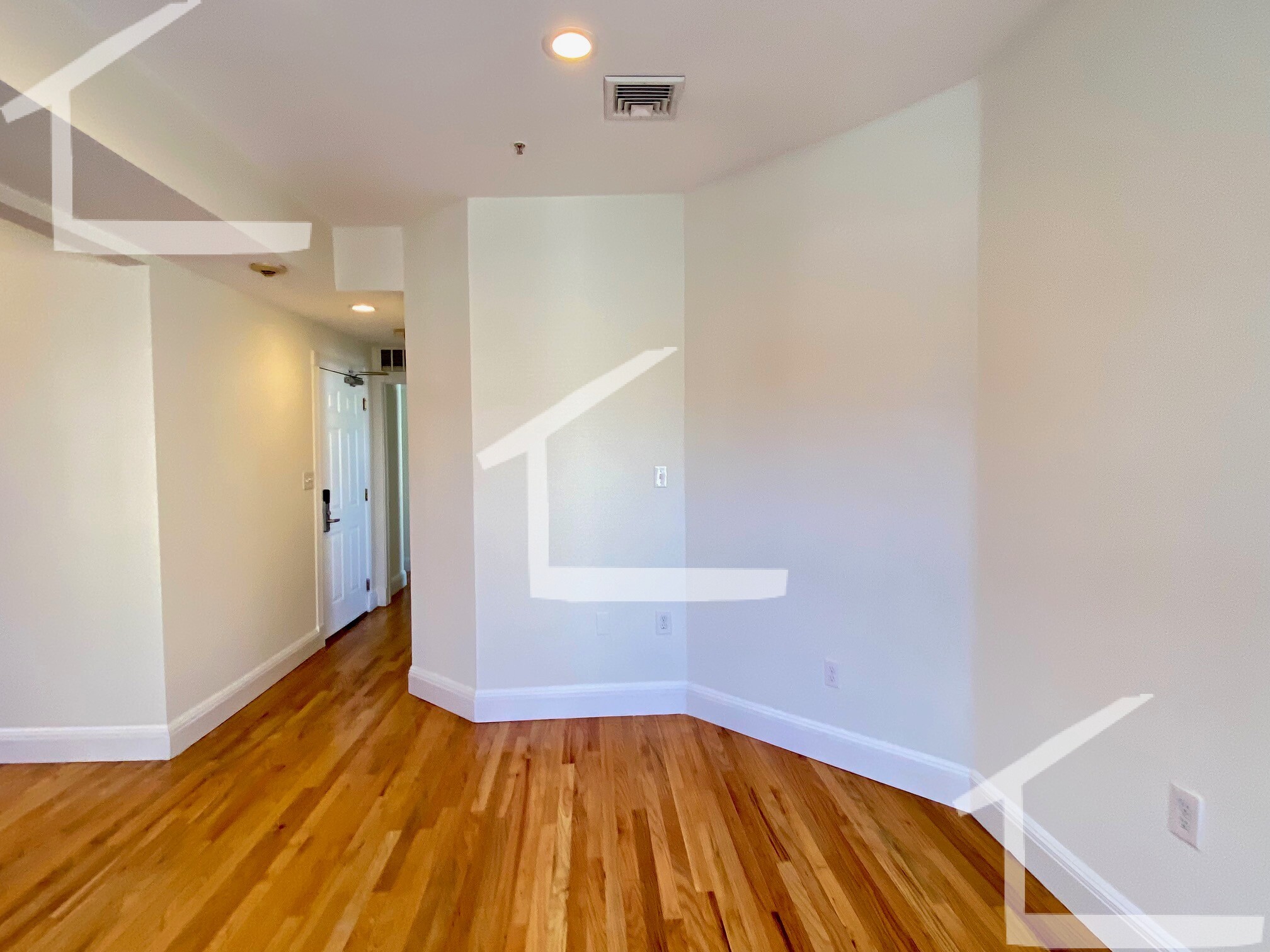 10 Brainerd Rd, Allston