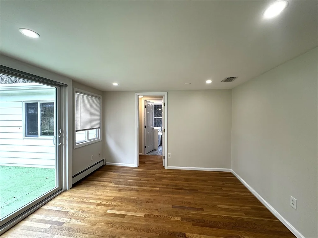 115 Grove St, Chestnut Hill