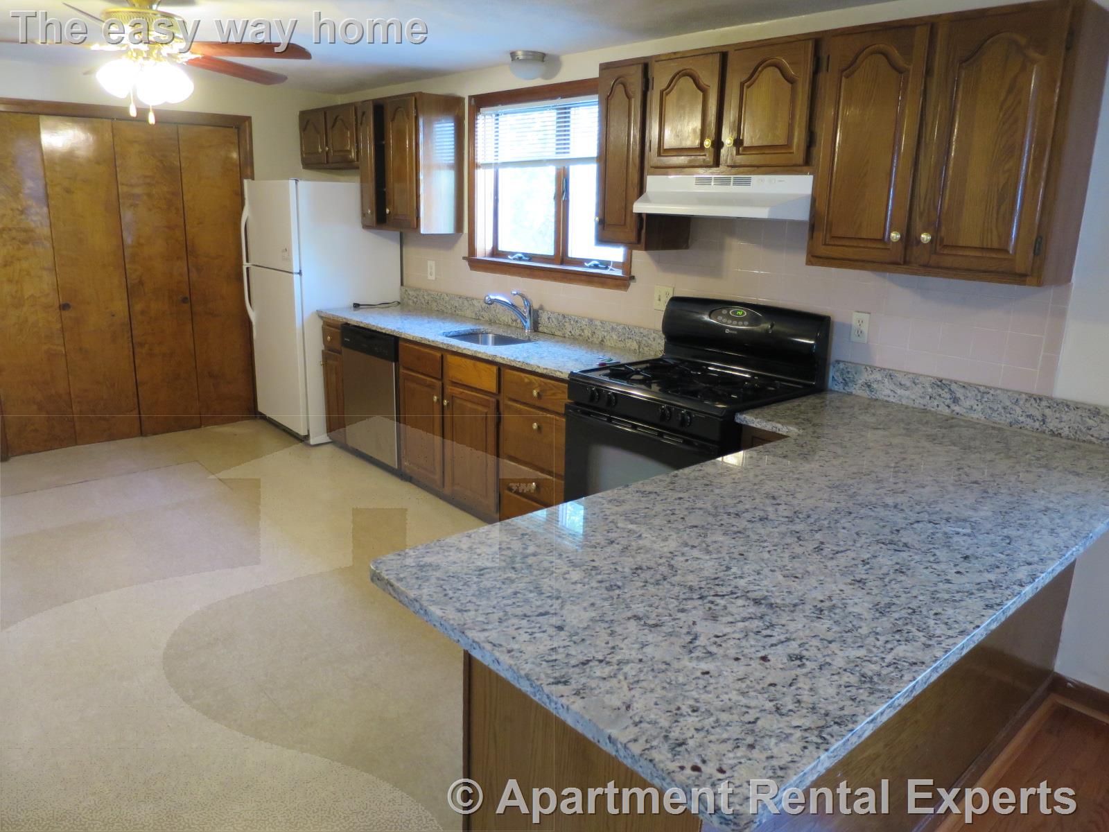 2 bed, 1 bath apartment for rent at 1 Winchester Pl Unit 01, Tufts University — photo 1 of 13