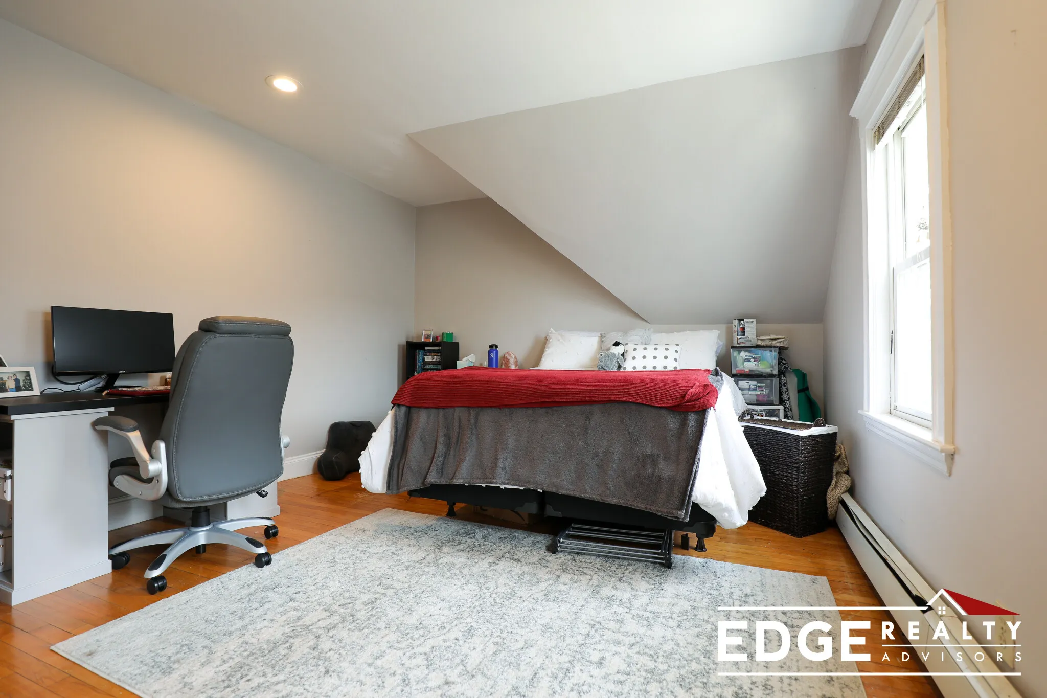 35 Long Ave, Brighton