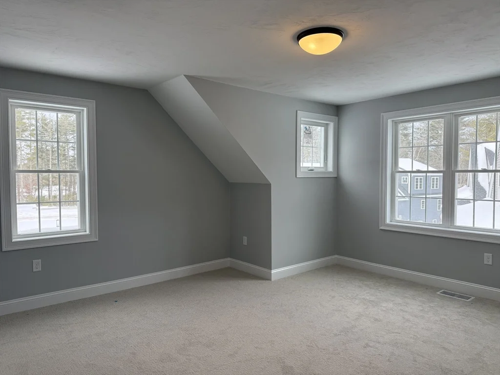 17 Kashmir's Way, Middleboro