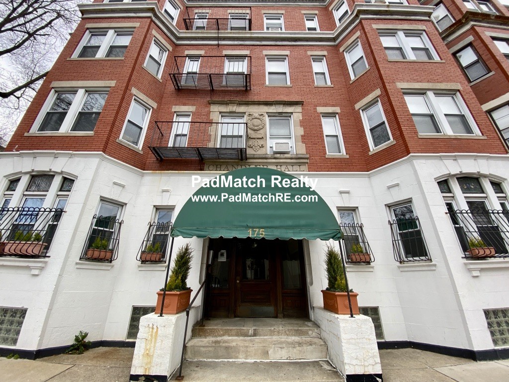 175 Hemenway St, Fenway