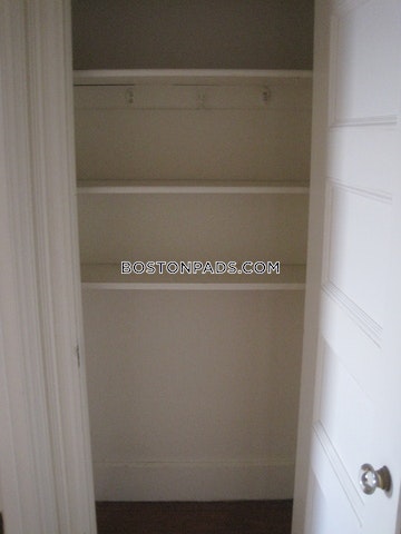 2 bed, 1 bath apartment for rent at 137 Bay State Rd Unit 3, Fenway — photo 9 of 11