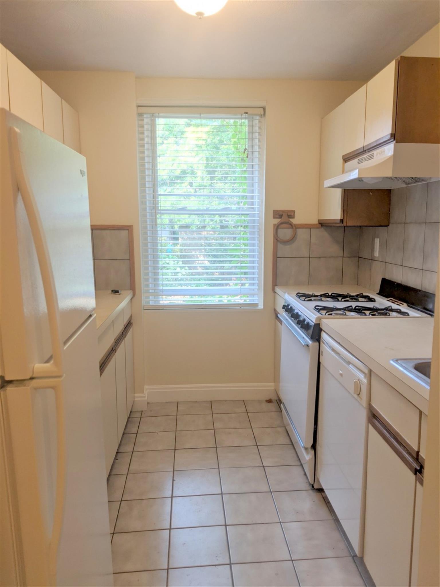 2 bed, 1 bath apartment for rent at 10 Agassiz St Unit 12A, Neighborhood Nine — photo 2 of 19