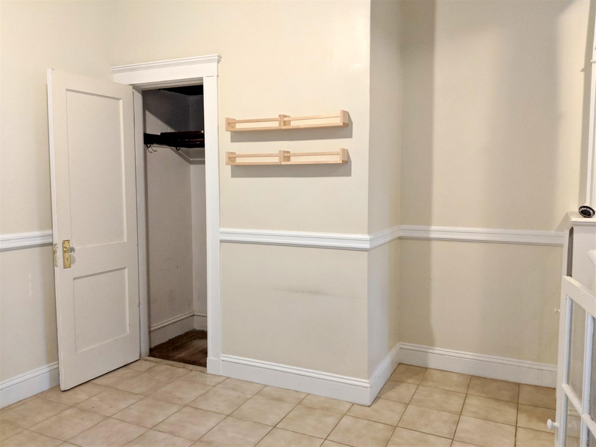 1 bed, 1 bath apartment for rent at 12 Wendell St Unit 3, Baldwin — photo 7 of 16