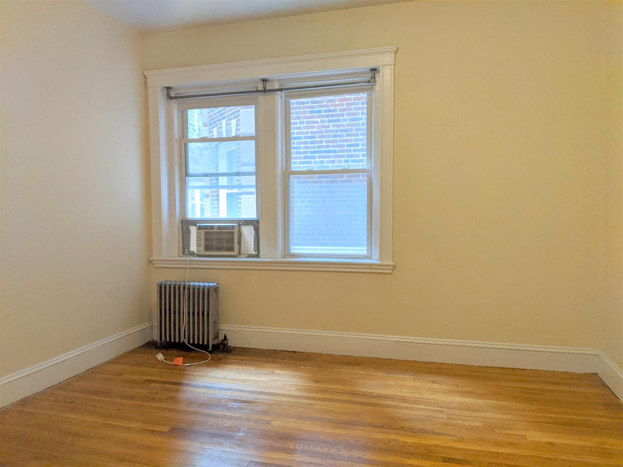 1 bed, 1 bath apartment for rent at 12 Wendell St Unit 3, Baldwin — photo 11 of 16