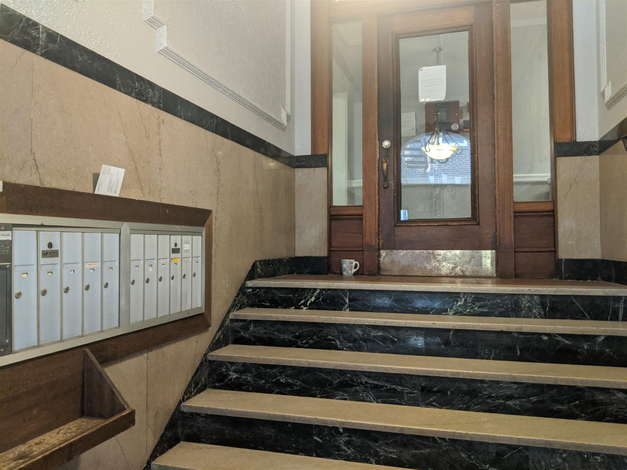 1 bed, 1 bath apartment for rent at 12 Wendell St Unit 3, Baldwin — photo 15 of 16